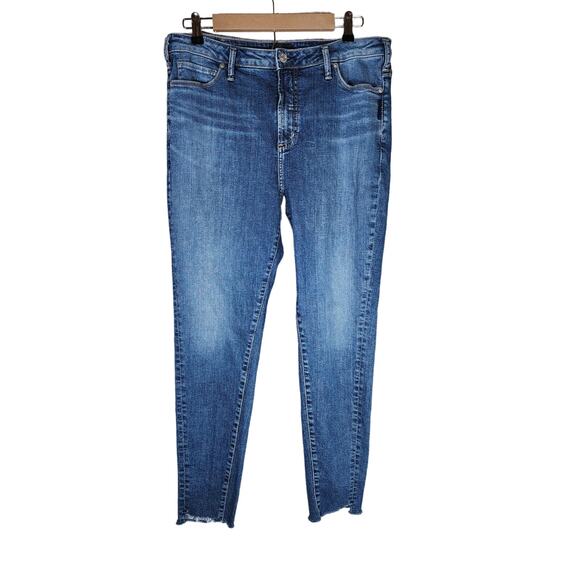 Silver Jeans Co. Denim - SILVER JEANS Women's Medium Wash Straight Leg Rough Hem SZ (34x30)